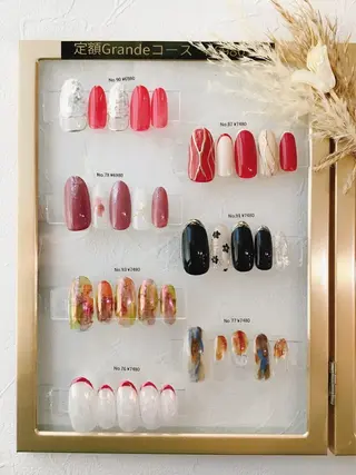 ネイル elu :nail&eyeのネイルデザイン