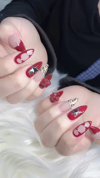 ネイル Rei _Nail 新宿のネイルデザイン