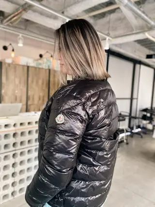 ミディアム カラー KOOKI スティードトーキョーのヘアスタイル