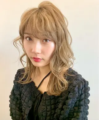 セミロング 庄司 沙羅のヘアスタイル
