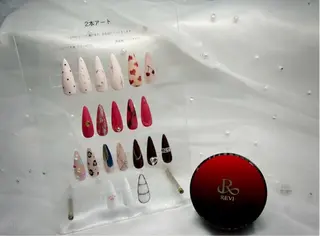 ネイル LUNON Marinのネイルデザイン