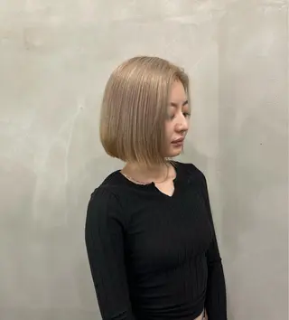 ショート カラー とうだだいき レイヤーカットのヘアスタイル