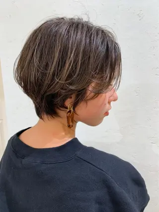 ショート 代表 吉澤弘哲のヘアスタイル