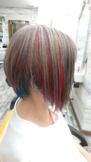 ショート カラー 大坪 拓斗のヘアスタイル