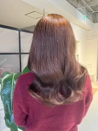 カラー annuy aoiのヘアスタイル