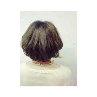 カラー やまもと すぐるのヘアスタイル