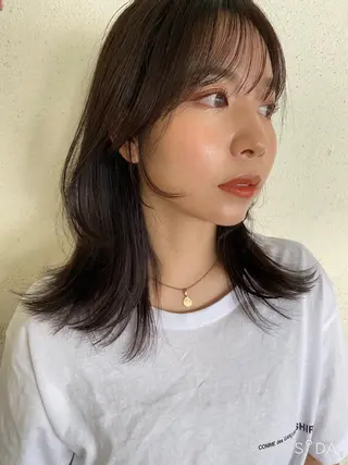 ミディアム カラー Pia ツボイ ケイタのヘアスタイル