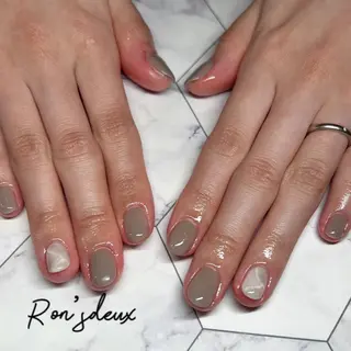 ネイル Ron's 成田のネイルデザイン