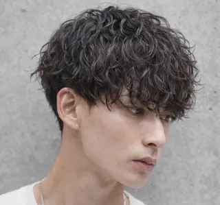 ショート パーマ 康本将輝 ♦️髪質改善♦️のヘアスタイル