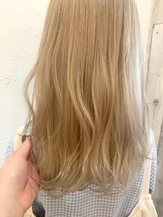 セミロング MAYU 💚森下のヘアスタイル