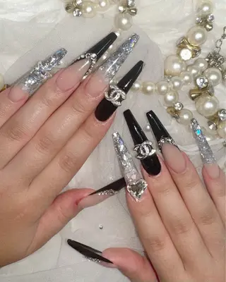 ネイル Feel ‪‪☺︎‬Yuriaのネイルデザイン