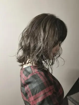 ミディアム Ash 店長　山下達也のヘアスタイル