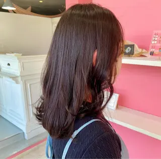 カラー yulf ユルフのヘアスタイル