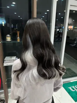 ロング カラー 【複雑履歴ブリーチ】 中村　玲仁のヘアスタイル