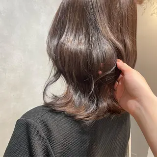 セミロング chic 有山 美瑠のヘアスタイル