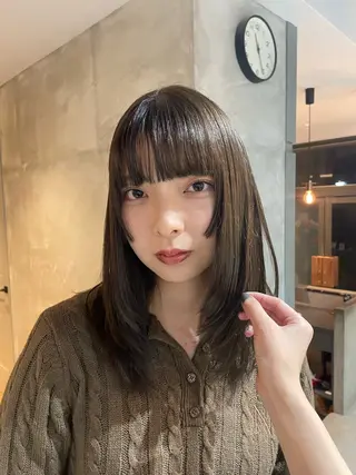 ロング soi 小島陽香のヘアスタイル