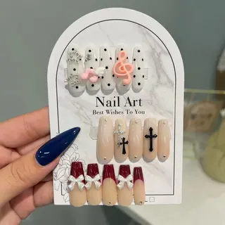 ネイル 横浜Nailist 𝜗𝜚春菜のネイルデザイン