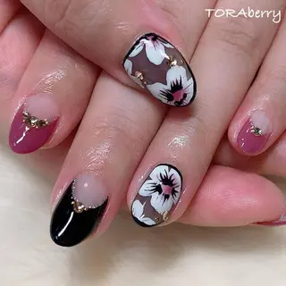 ネイル ネイリスト なつみのネイルデザイン