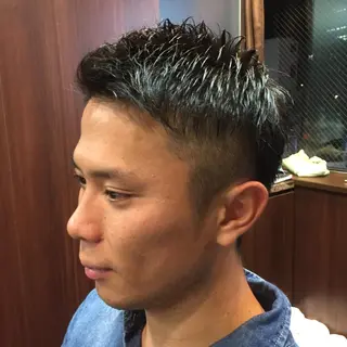 ショート メンズ 【24時まで営業✨】 吉本　成樹のヘアスタイル