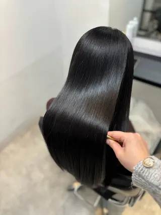 ロング 髪質改善♡ 保坂汐音のヘアスタイル