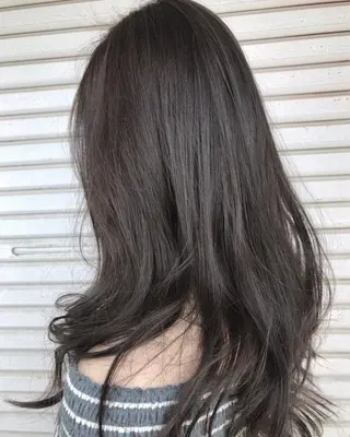 セミロング カラー レイヤーカット匠 イソザキノリユキのヘアスタイル