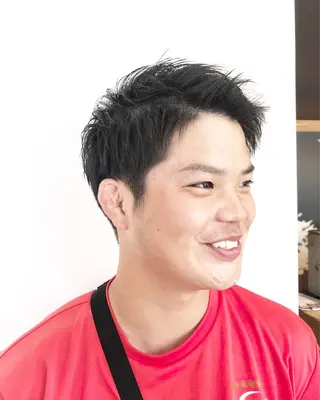 メンズ そそ　喜 多のヘアスタイル