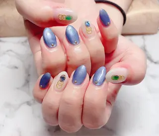 ネイル マジック ミラーのネイルデザイン