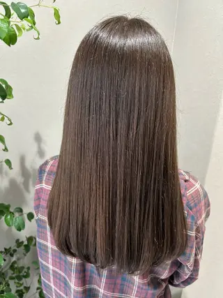 セミロング あらき ちさとのヘアスタイル