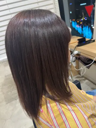 ミディアム 諸富 怜良のヘアスタイル