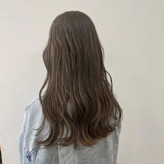 ロング 河口 友里のヘアスタイル