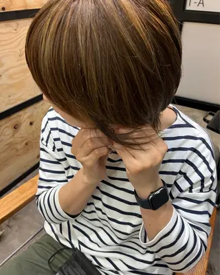 ショート カラー パーマ ヘアアレンジ メンズ キッズ ネイル マツエク・マツパ アイブロウ 久木原 ゆりのヘアスタイル