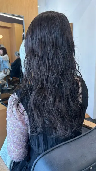 ロング パーマ 西山 紗耶香🪽 透明感カラー/ボブのヘアスタイル