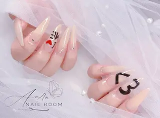 ネイル Aura Nail Roomのネイルデザイン