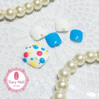ネイル tiarynail K K🐼のネイルデザイン