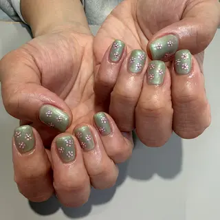 ネイル 小野澤 紗智のネイルデザイン