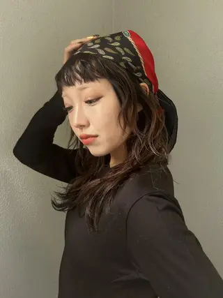 セミロング パーマ ヘアアレンジ 🌼U24 ヘアデザインラボのヘアスタイル