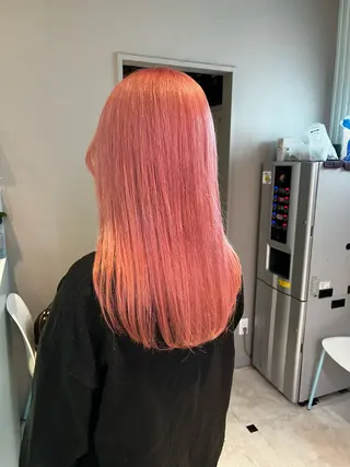 セミロング カラー ブリーチカラー 🩵MIZUKIのヘアスタイル