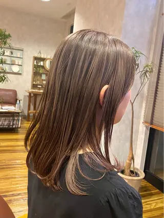 セミロング CROCHE クロッシュのヘアスタイル