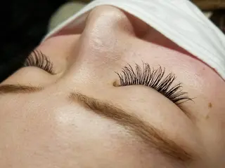 マツエク・マツパ Liola (xuxa内)のマツエク・マツパデザイン