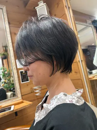 ショート カラー 山田 晃輔のヘアスタイル