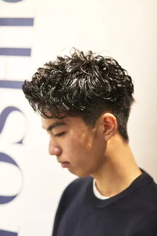 ショート パーマ メンズ 🎶メンズカット🧴 大森✂️⸒⸒のヘアスタイル