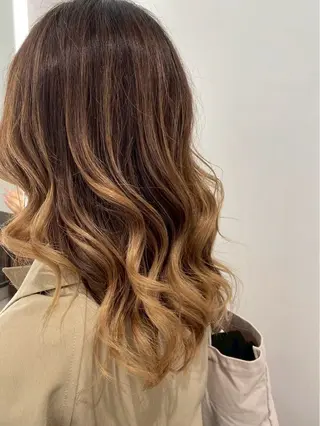 セミロング カラー ANSA  hair かいりのヘアスタイル