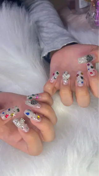 ネイル OPHELIA 𓃛のネイルデザイン