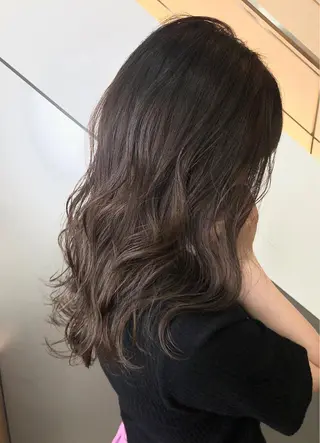 カラー 髪質改善N°rico 杉本怜美のヘアスタイル