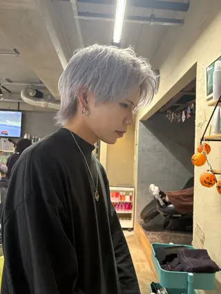 カラー メンズ ブリーチムラ修正 /ハイトーン/青砥大のヘアスタイル