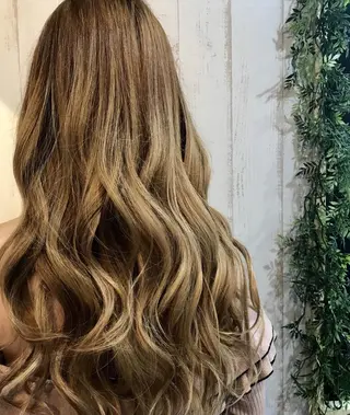 セミロング カラー パーマ ヘアアレンジ チビ編み込みエクステ シールEXどぅ〜すのヘアスタイル
