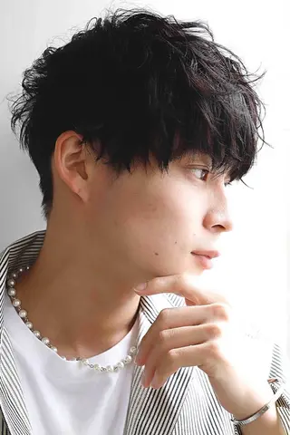 ショート 【ブリーチ縮毛矯正】 TAKUMIのヘアスタイル