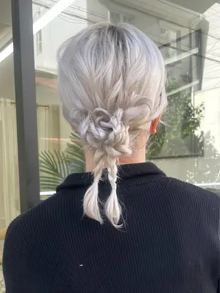 カラー ヘアアレンジ Hiroka / NANAのヘアスタイル
