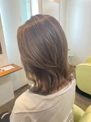 ミディアム 竹廣 春奈のヘアスタイル