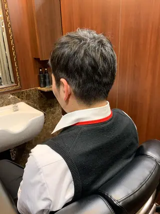 ショート メンズ 羽木 隆徒のヘアスタイル